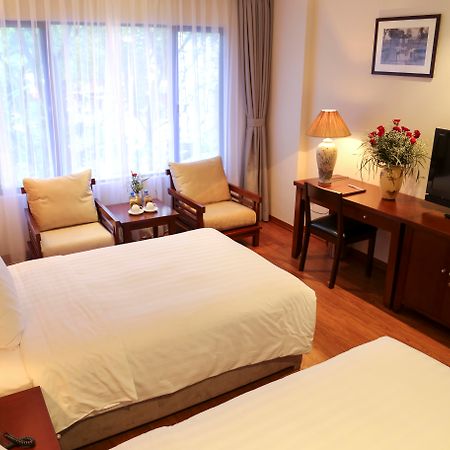 Mon Regency Hotel Hanoi Exterior foto