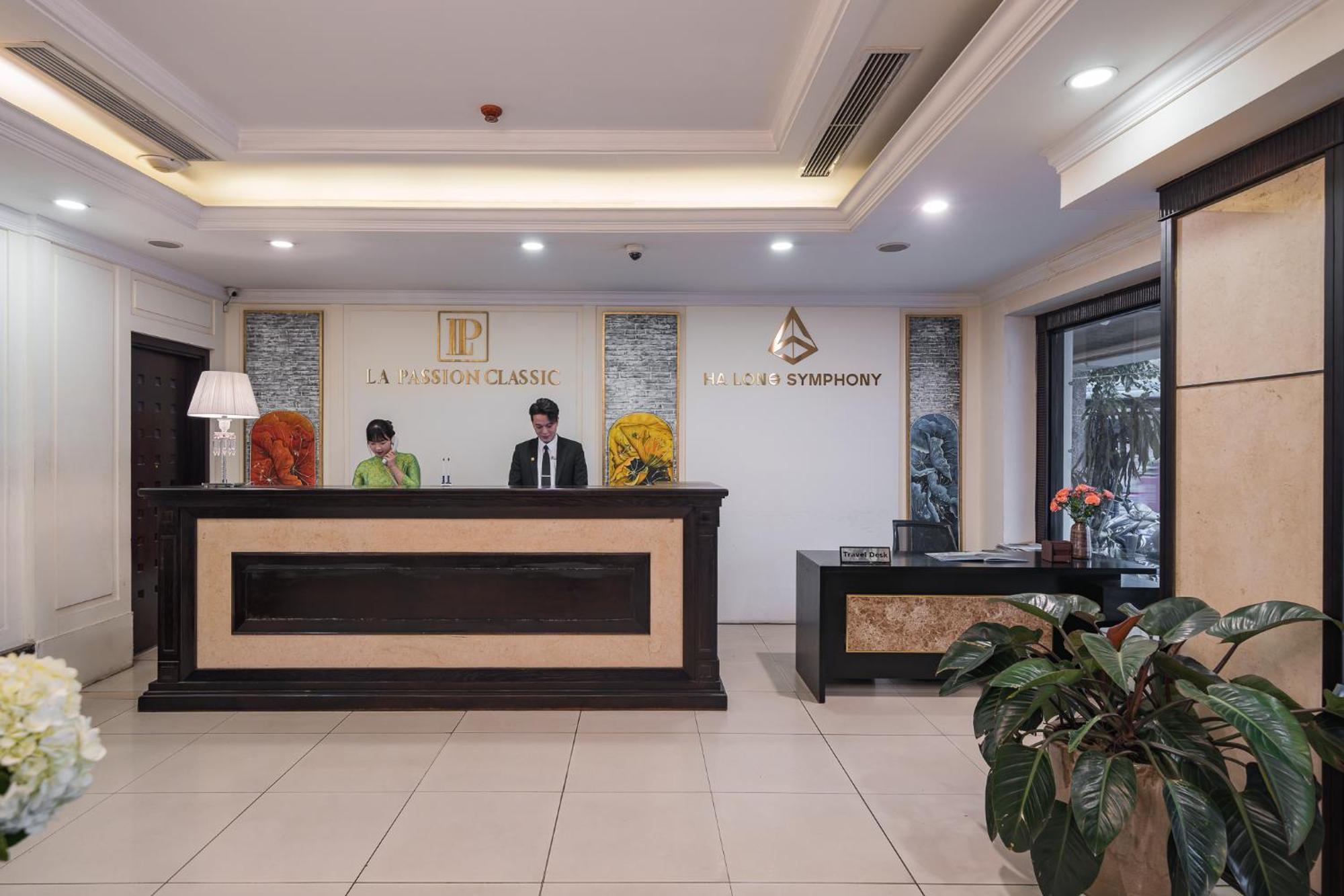 Mon Regency Hotel Hanoi Exterior foto