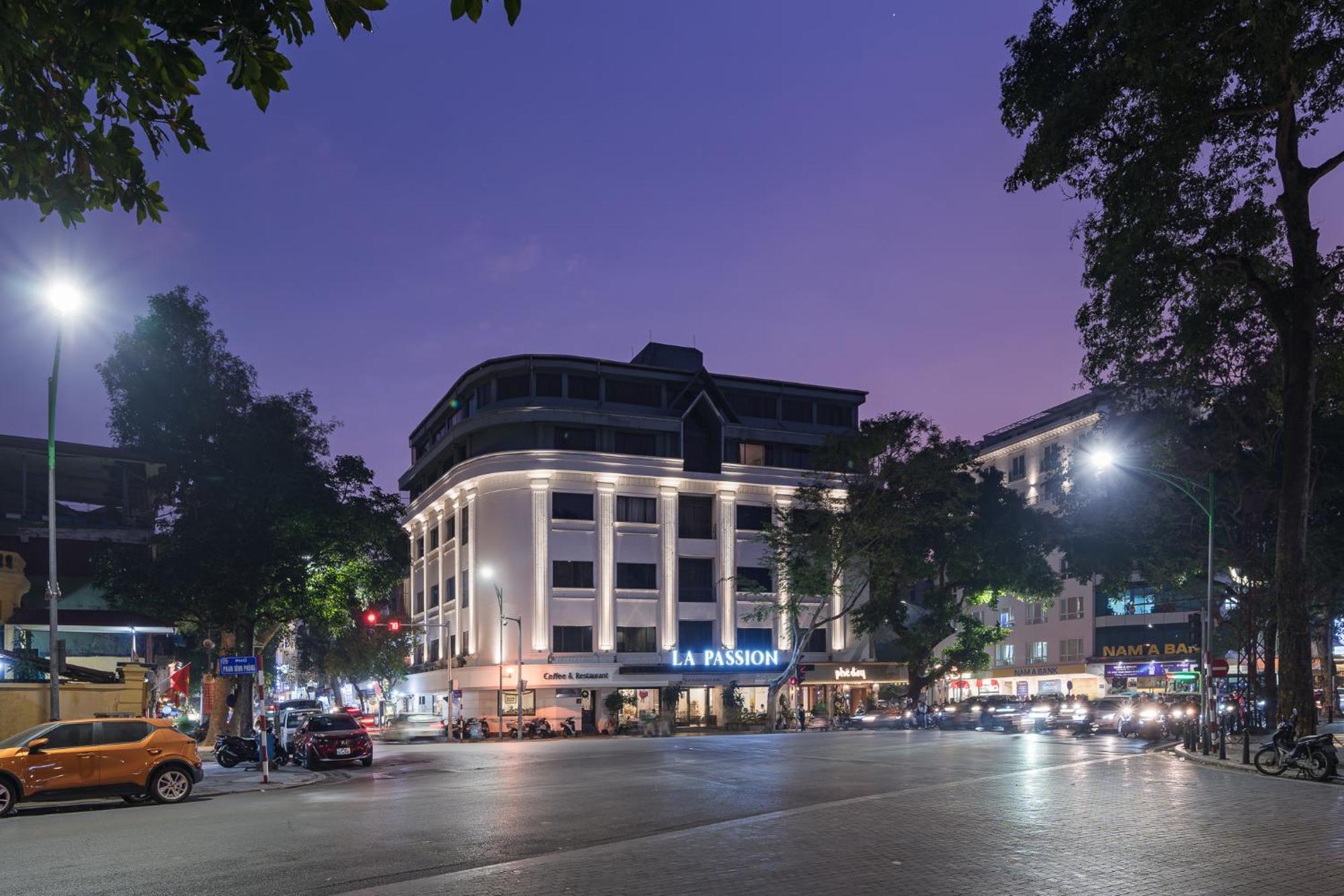 Mon Regency Hotel Hanoi Exterior foto